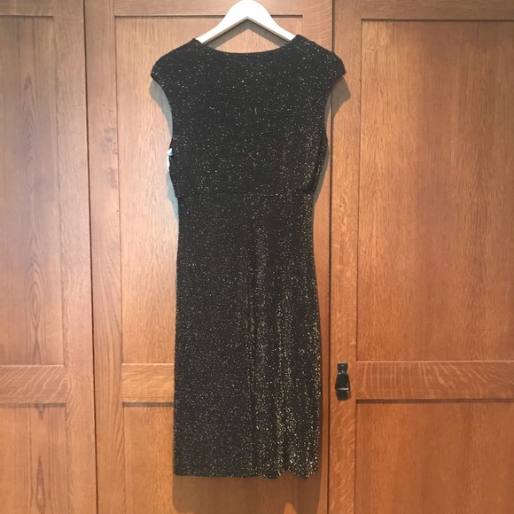 Jessica metallic gold black v-neck dress - Picture 3 of 7